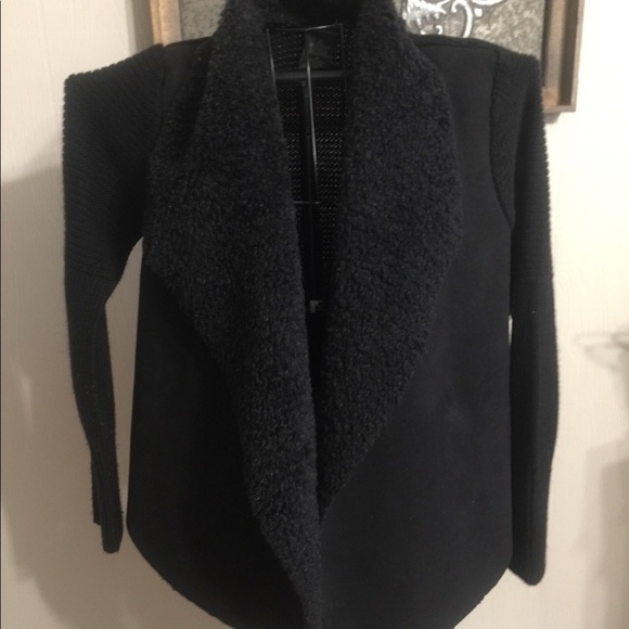 Chelsea and Theodore size medium - Picture 1 of 9